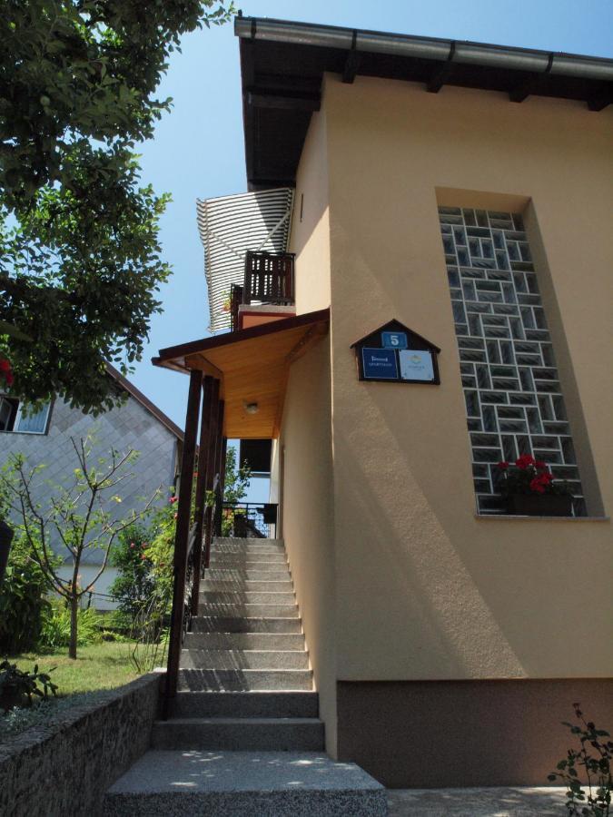 Apartments Gale Delnice Exterior foto